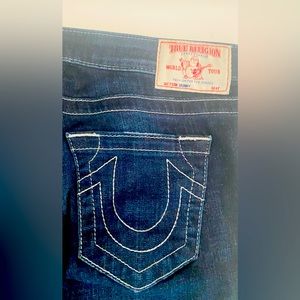 True Religion Bermuda shorts